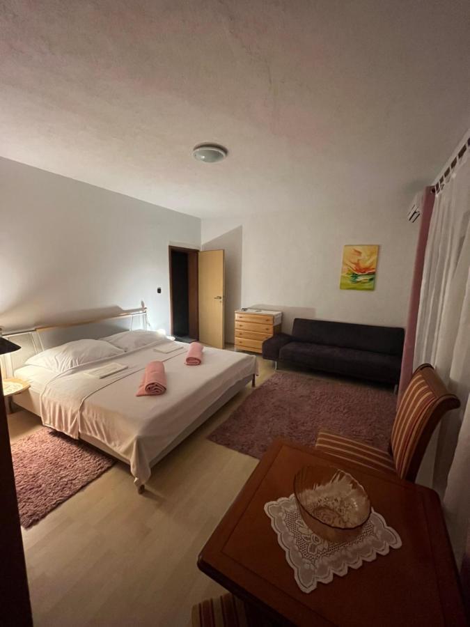 Apartment Masa Tisno Εξωτερικό φωτογραφία
