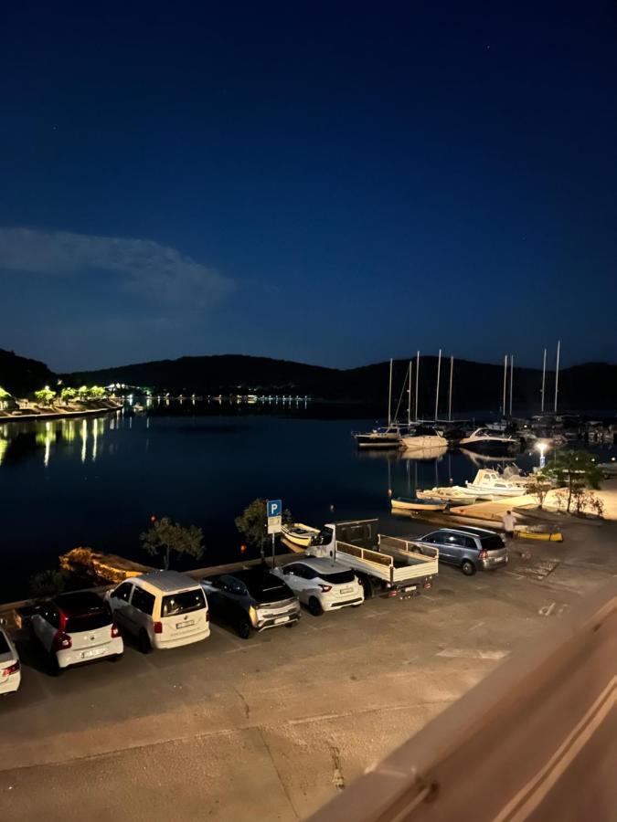Apartment Masa Tisno Εξωτερικό φωτογραφία